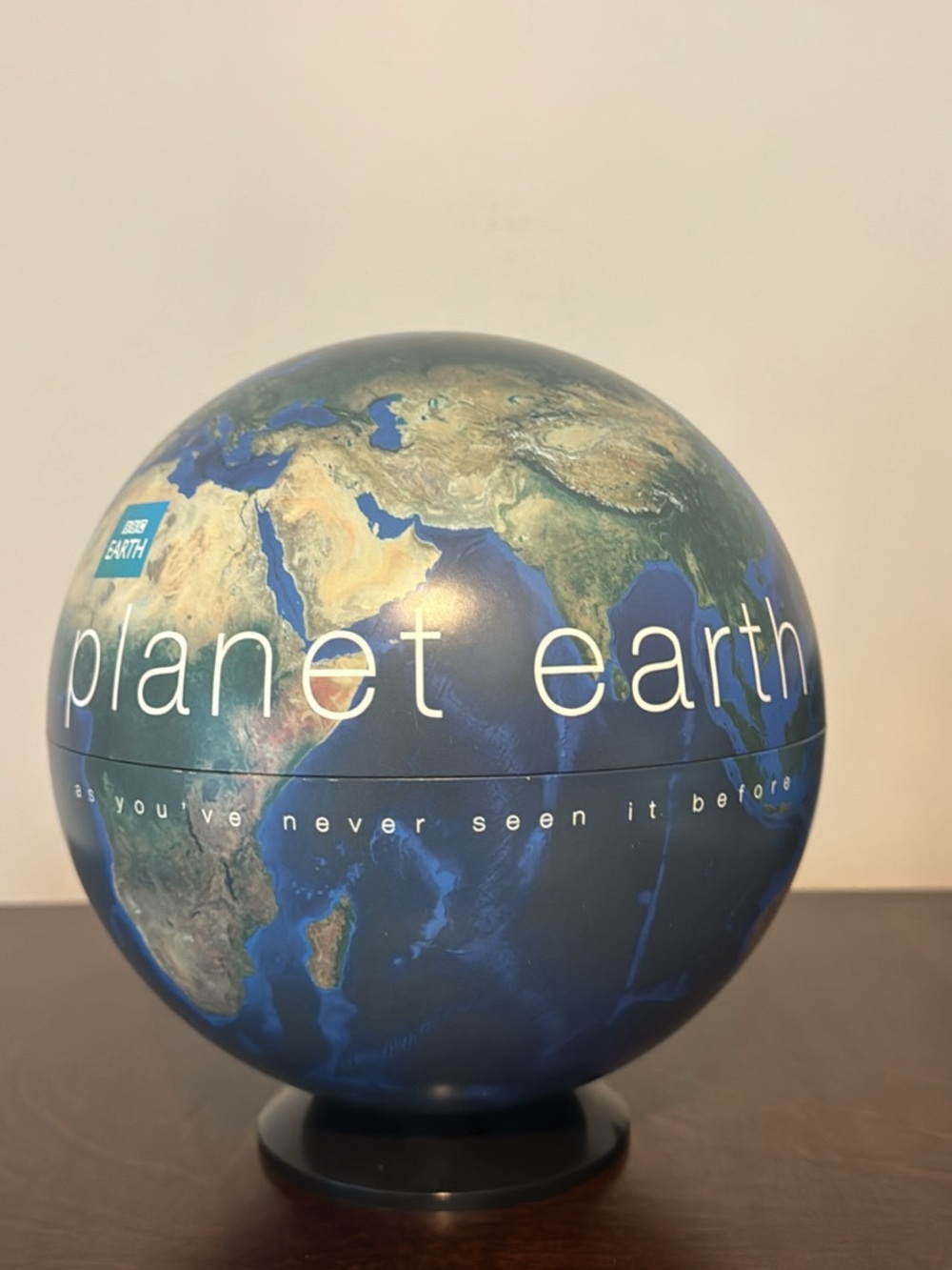 BBC Planet Earth Globe Blueray DVD Set